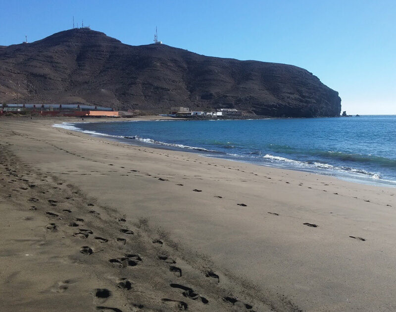 Playa Gran Tarajal una spiaggia vulcanica a Fuerteventura