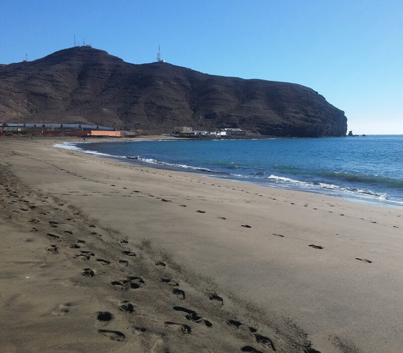 Playa Gran Tarajal una spiaggia vulcanica a Fuerteventura