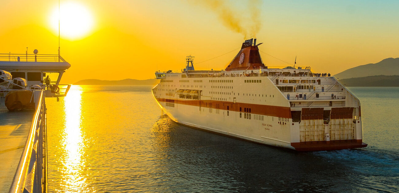 Traghetto veloce da Puerto del Rosario a Gran Canaria